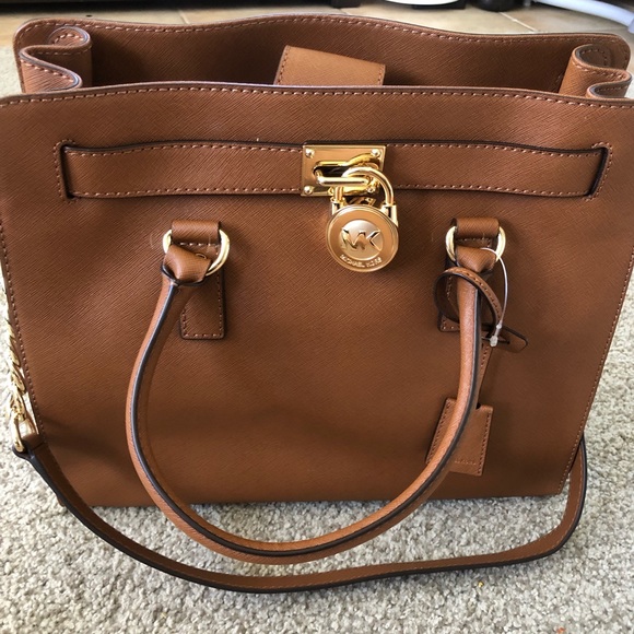 Michael Kors Handbags - Large Michael Kors Mercer bag